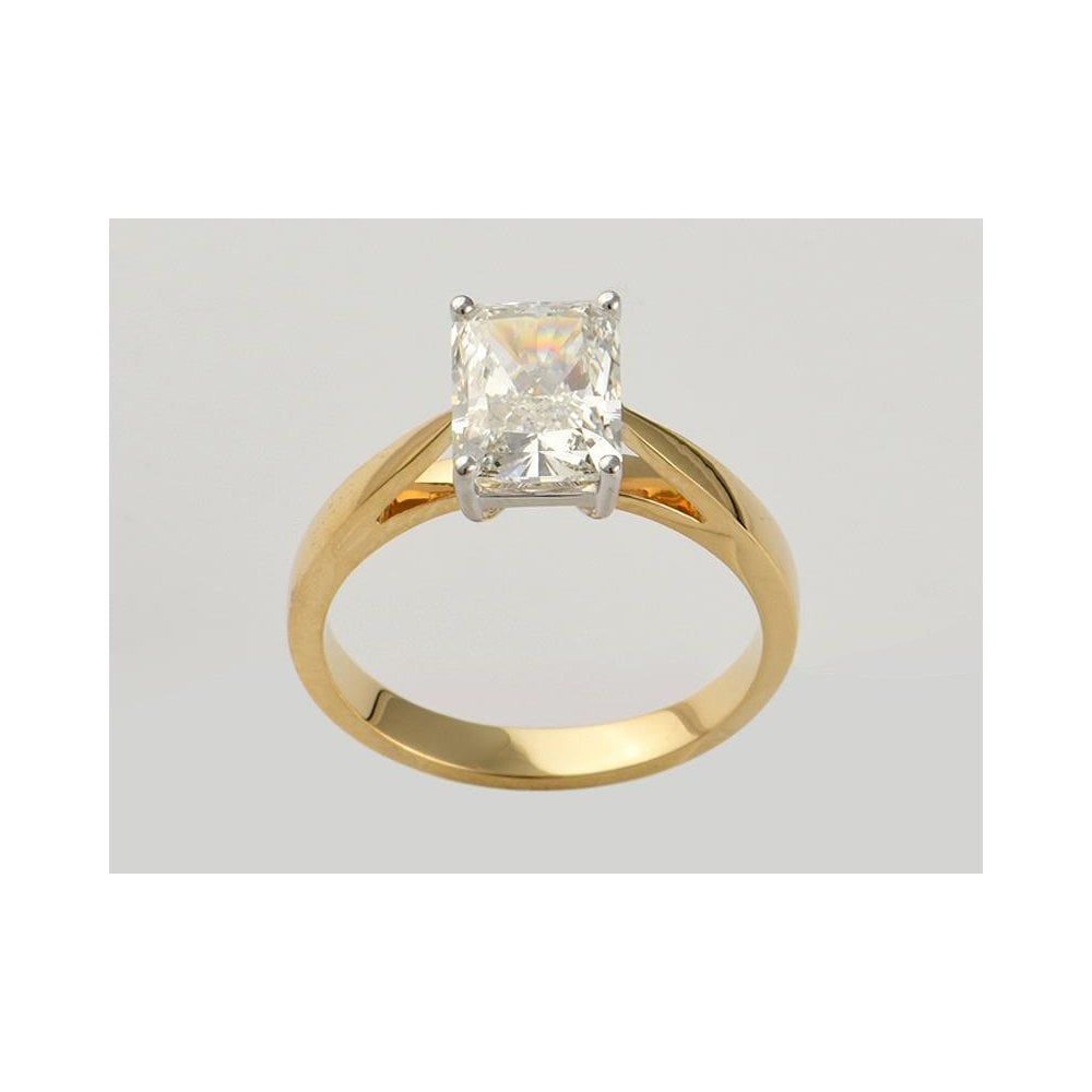 18ct Yellow And White Gold Artisan Diamond IGI Certificated Diamond Solitaire Ring 2.01ct