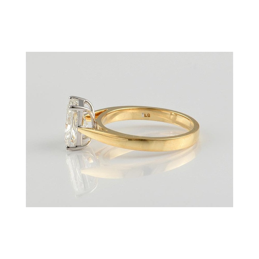18ct Yellow And White Gold Artisan Diamond IGI Certificated Diamond Solitaire Ring 2.01ct