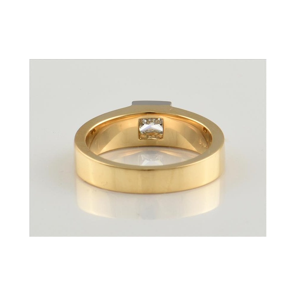 18ct Yellow Gold Certificated Diamond Solitaire Ring With A Platinum Setting 0.41ct