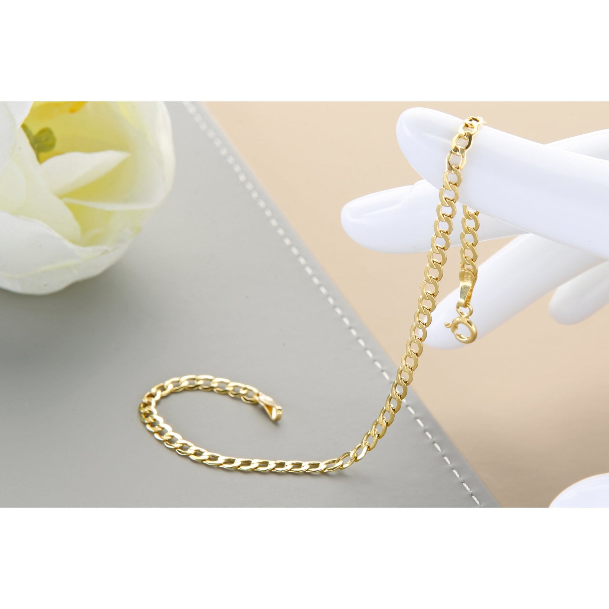 14ct Yellow Gold Hollow Curb Chain Weight of 3gr and 18 Inch Length By SPARKLD