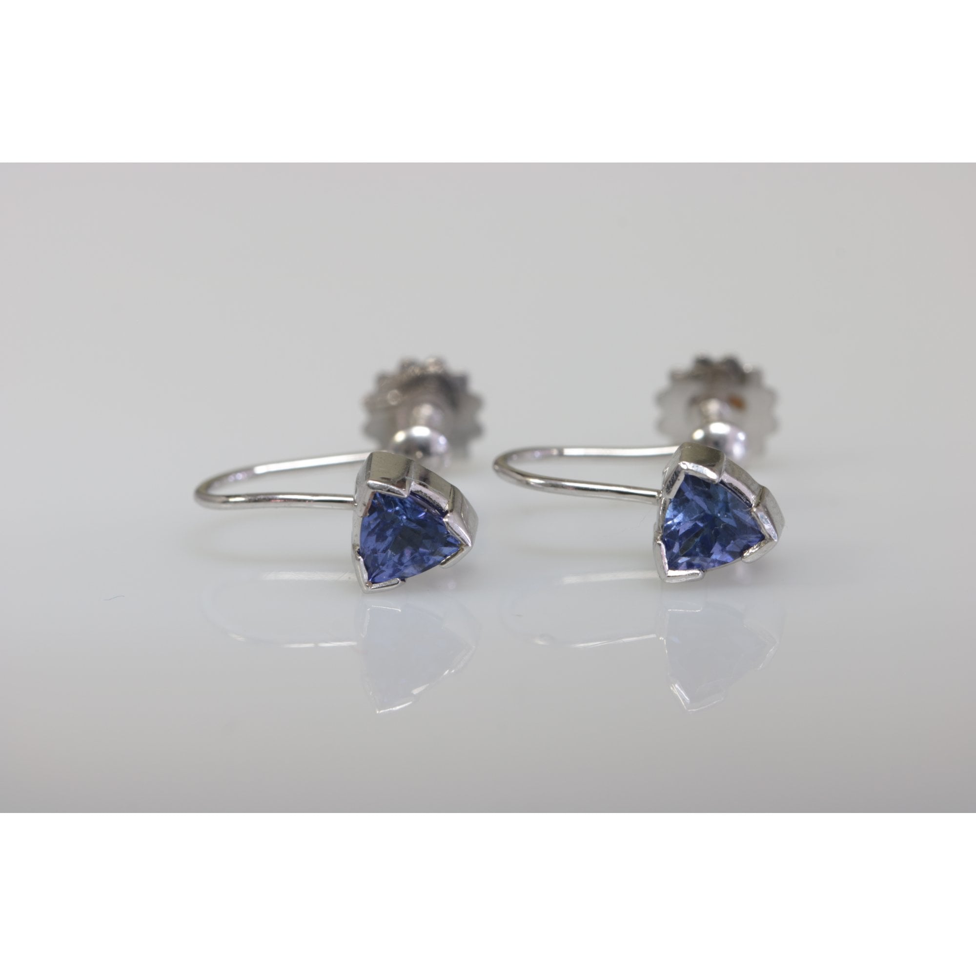 18ct White Gold Tanzanite Earrings For Non-Pierced Ears 0.66ct