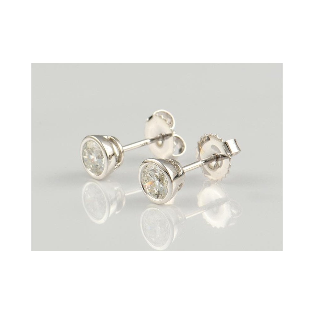 9ct White Gold Artisan Diamond Stud Earrings 1.06ct