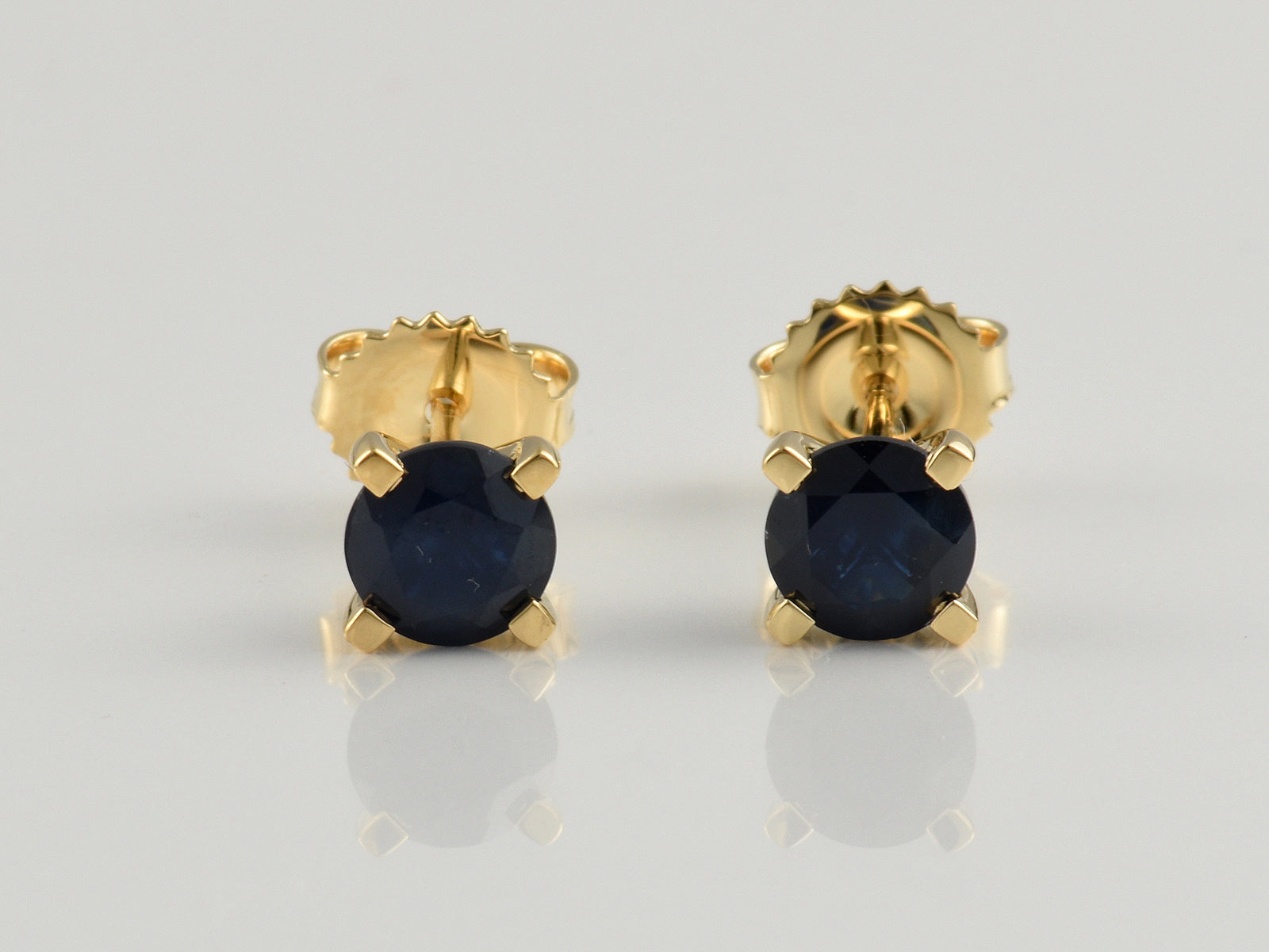 18ct Yellow Gold, Claw Set, Sapphire 2.25ct Solitaire Stud Earrings