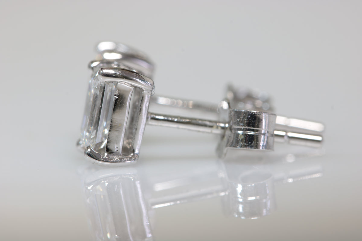 18ct White Gold, Claw Set, GIA Certificated Diamond 1.02ct Stud Earrings