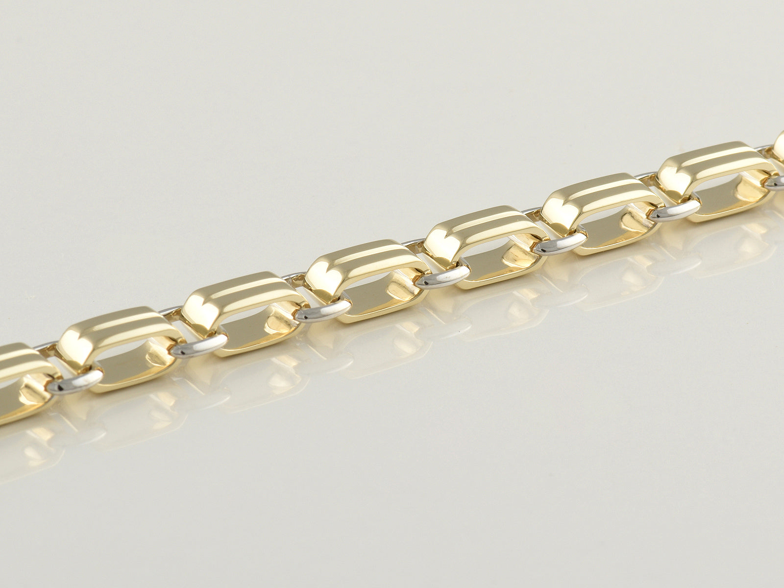 9ct Yellow And White Gold Fancy Bracelet